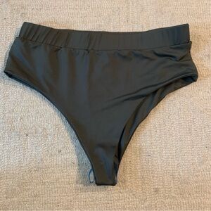 Kittenish Green High-Waisted Bikini with Ruched Sides size M